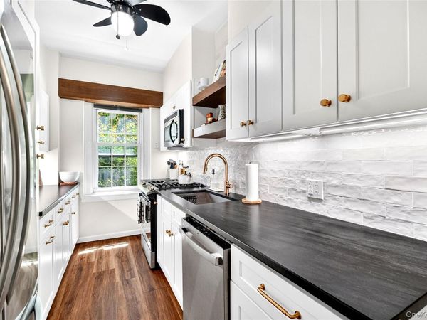 525 W 238th Street , Unit 1G, Bronx, NY 10463