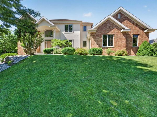 8701 Nelson Crossing, Verona, WI 53593