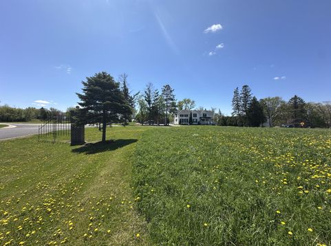 Main Photo