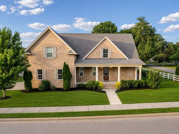 700 Keeton Ct, Old Hickory, TN 37138