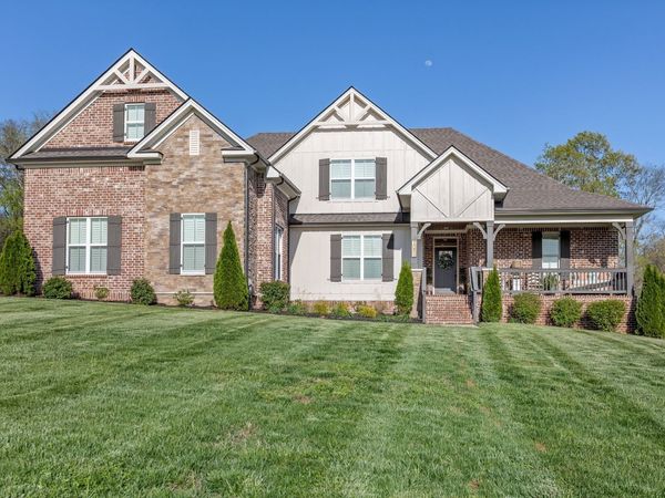 1070 Hideaway Rd , Columbia, TN 38401