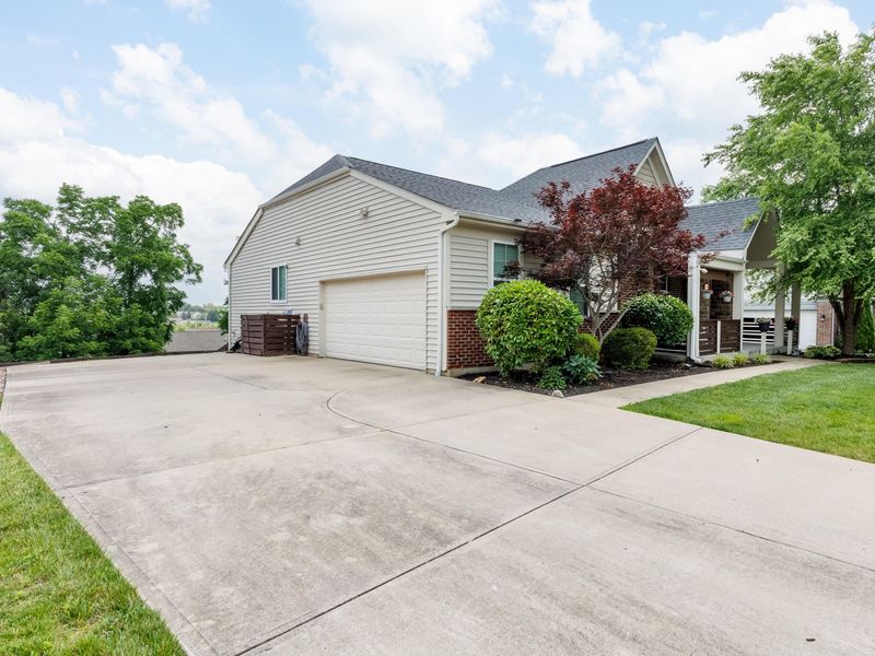 2881 Lauren Meadows Drive, Hebron, KY 41048 Photo 2