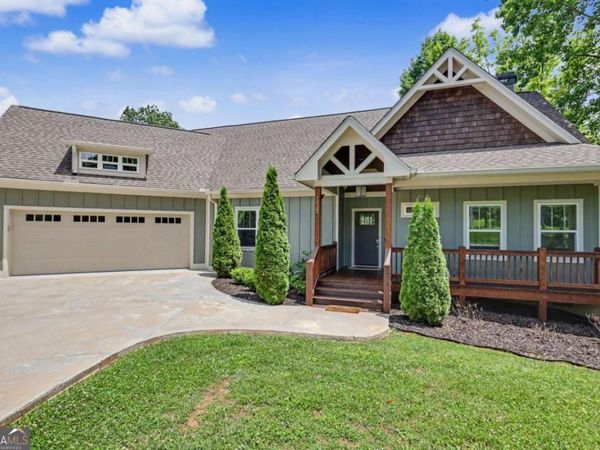 1220 Dogwood Trail, Hiawassee, GA 30546