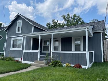 7556 Miller Road, Swartz Creek, MI 48473