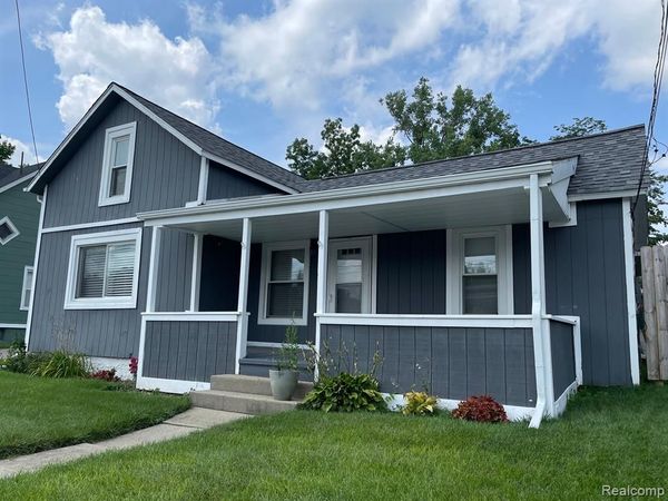 7556 Miller Road, Swartz Creek, MI 48473