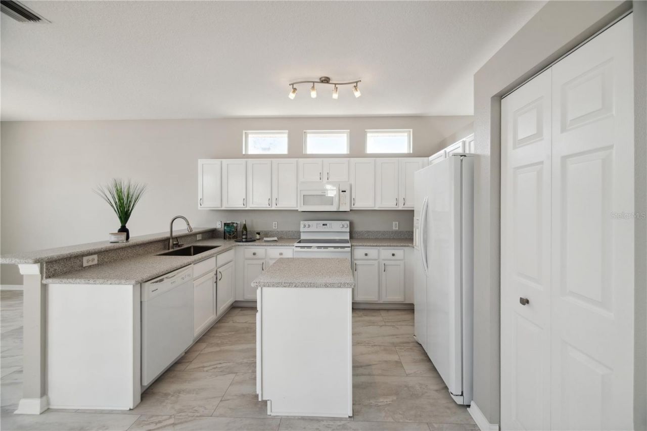 1113 Cane Mill Lane , Bradenton, FL 34212 Photo