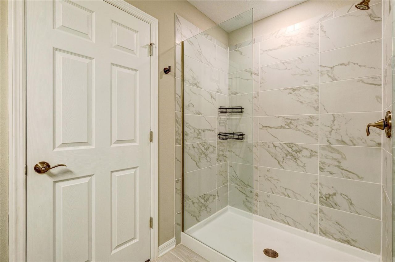 5512 Tripoli Drive , Palmetto, FL 34221 Photo