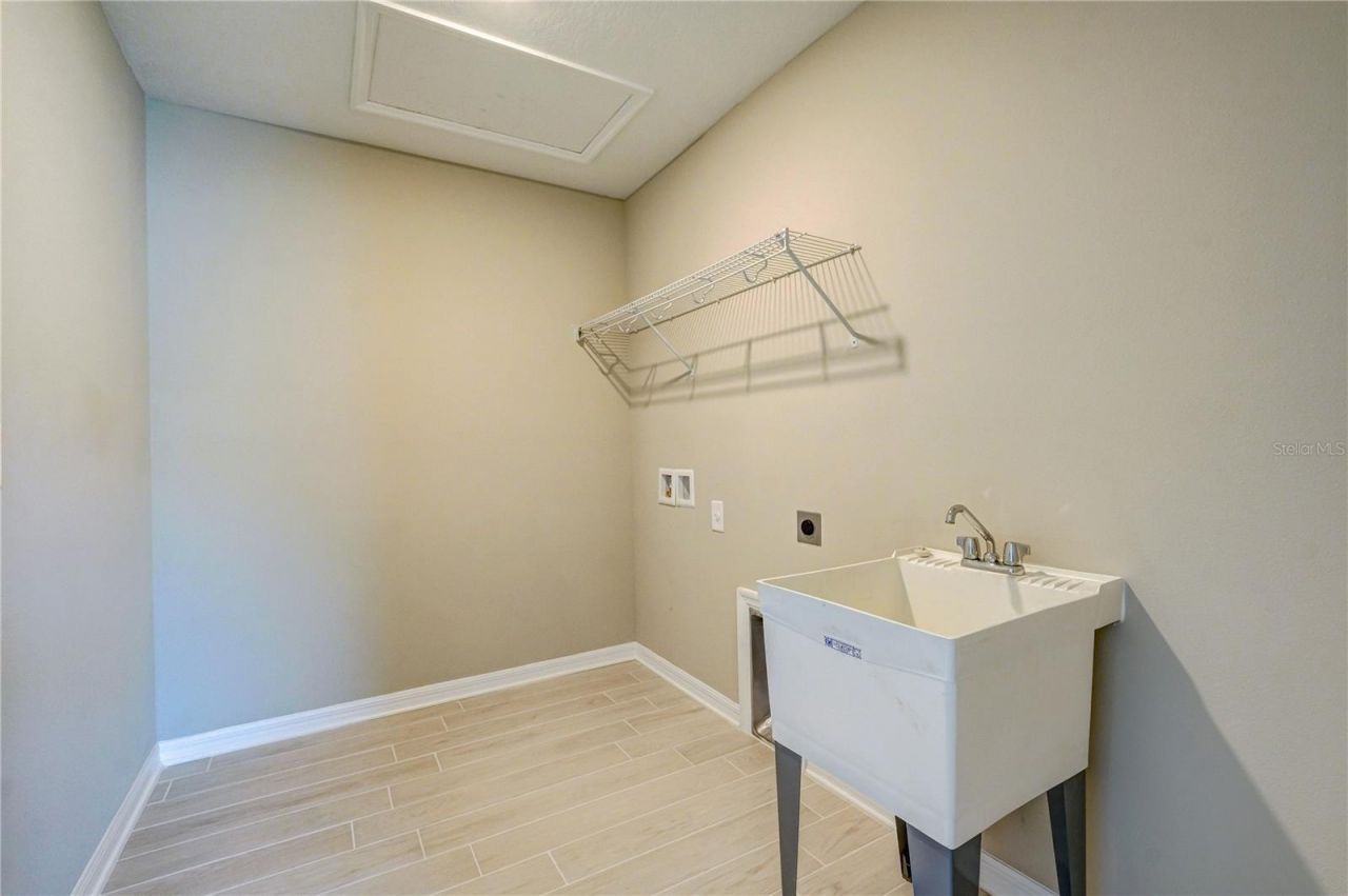 5512 Tripoli Drive , Palmetto, FL 34221 Photo