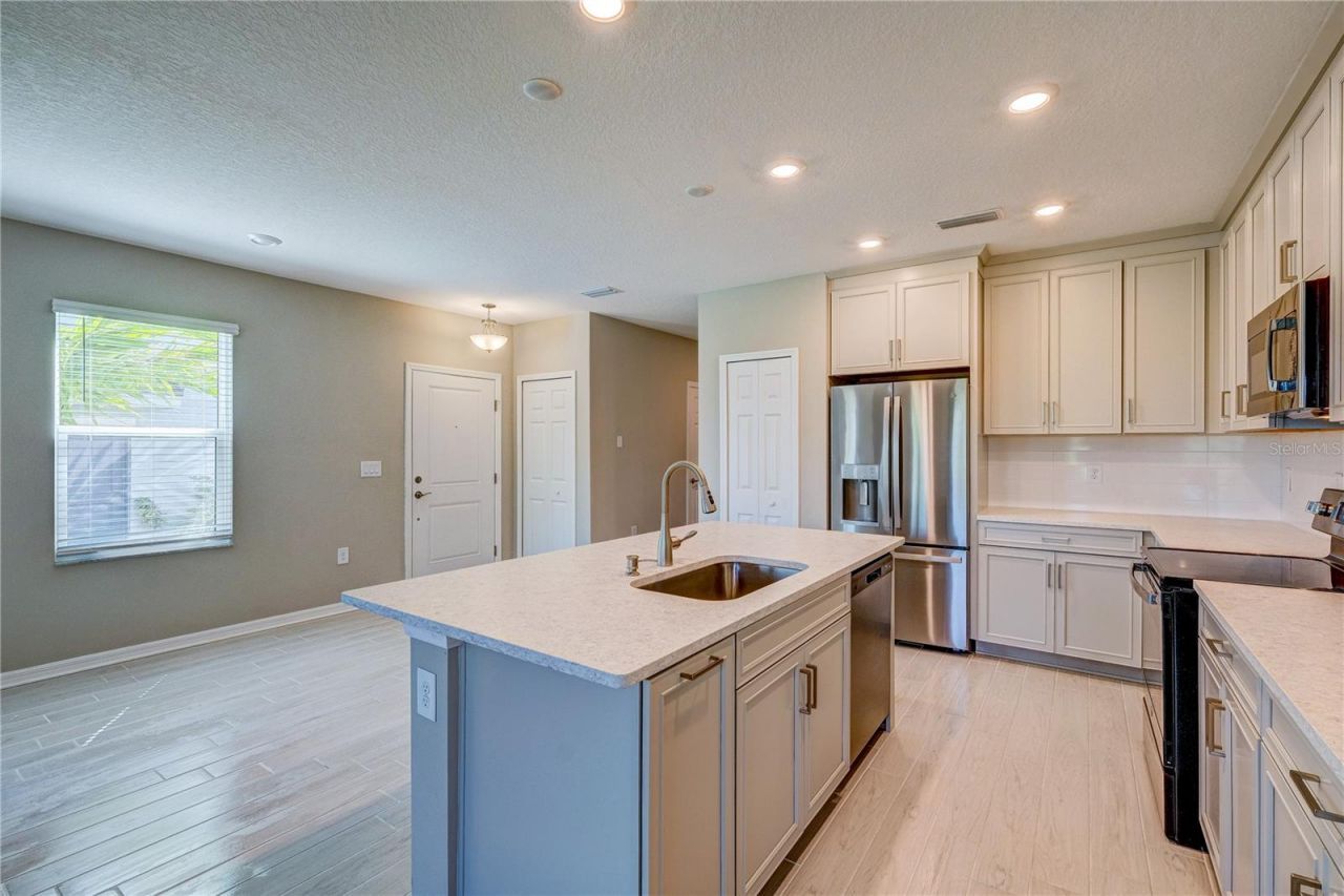 5512 Tripoli Drive , Palmetto, FL 34221 Photo