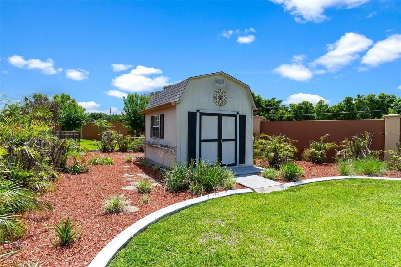 26515 Savage Circle, Howey in the Hills, FL 34737 Photo