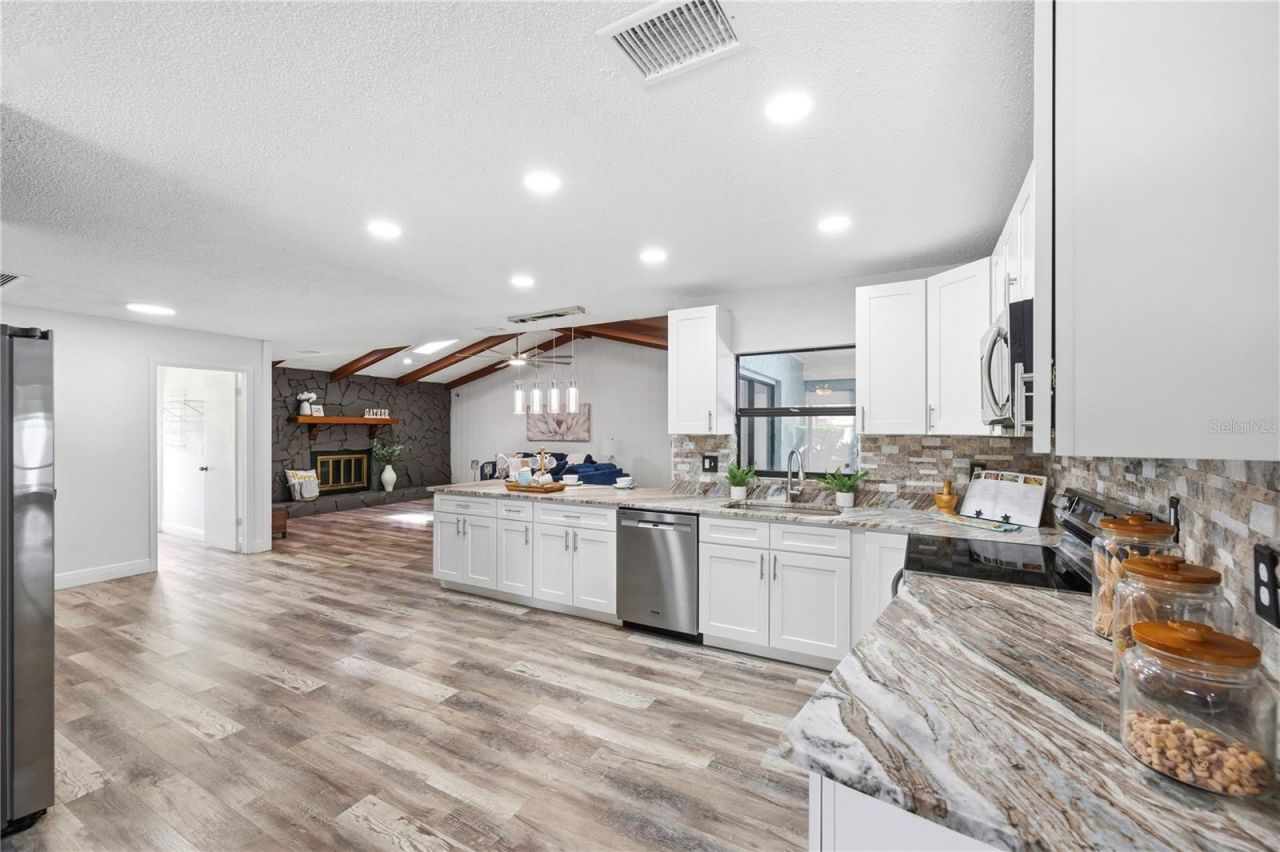 14207 Ashburn Place, Tampa, FL 33624 Photo