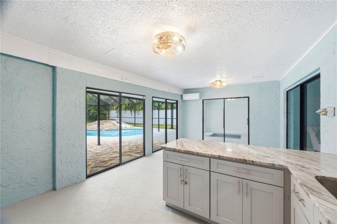 14207 Ashburn Place, Tampa, FL 33624 Photo