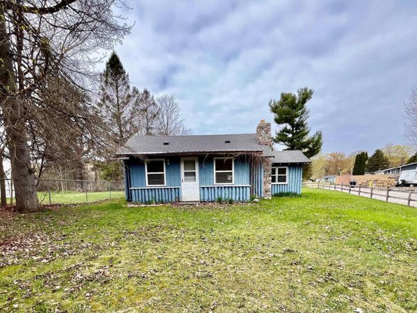 2927 Main Street N, Central Lake, MI 49622