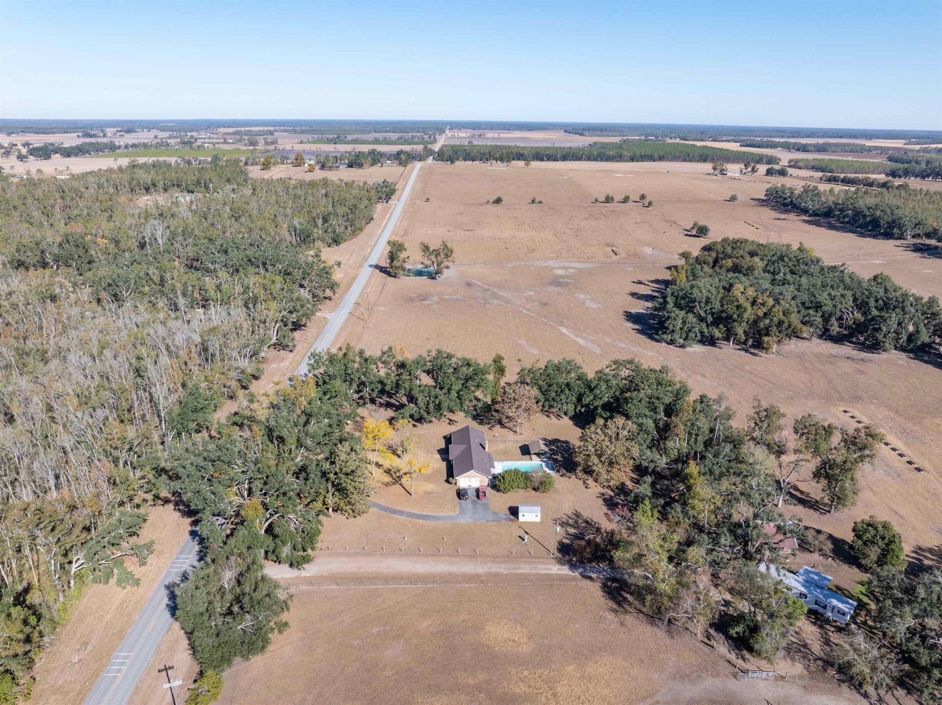3854 NE Cr 255 , Lee, FL 32059 Photo