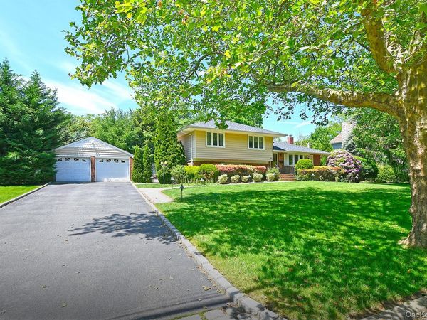 38 Maridon Lane , Commack, NY 11725