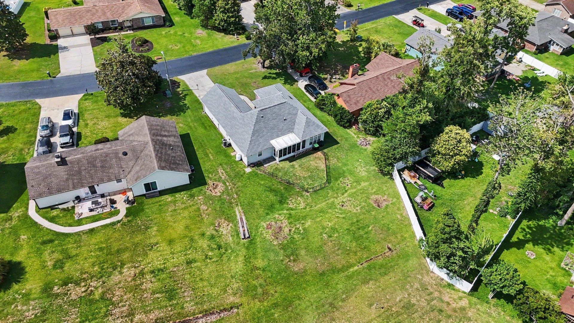 1110 Plantation Dr.  Photo 31