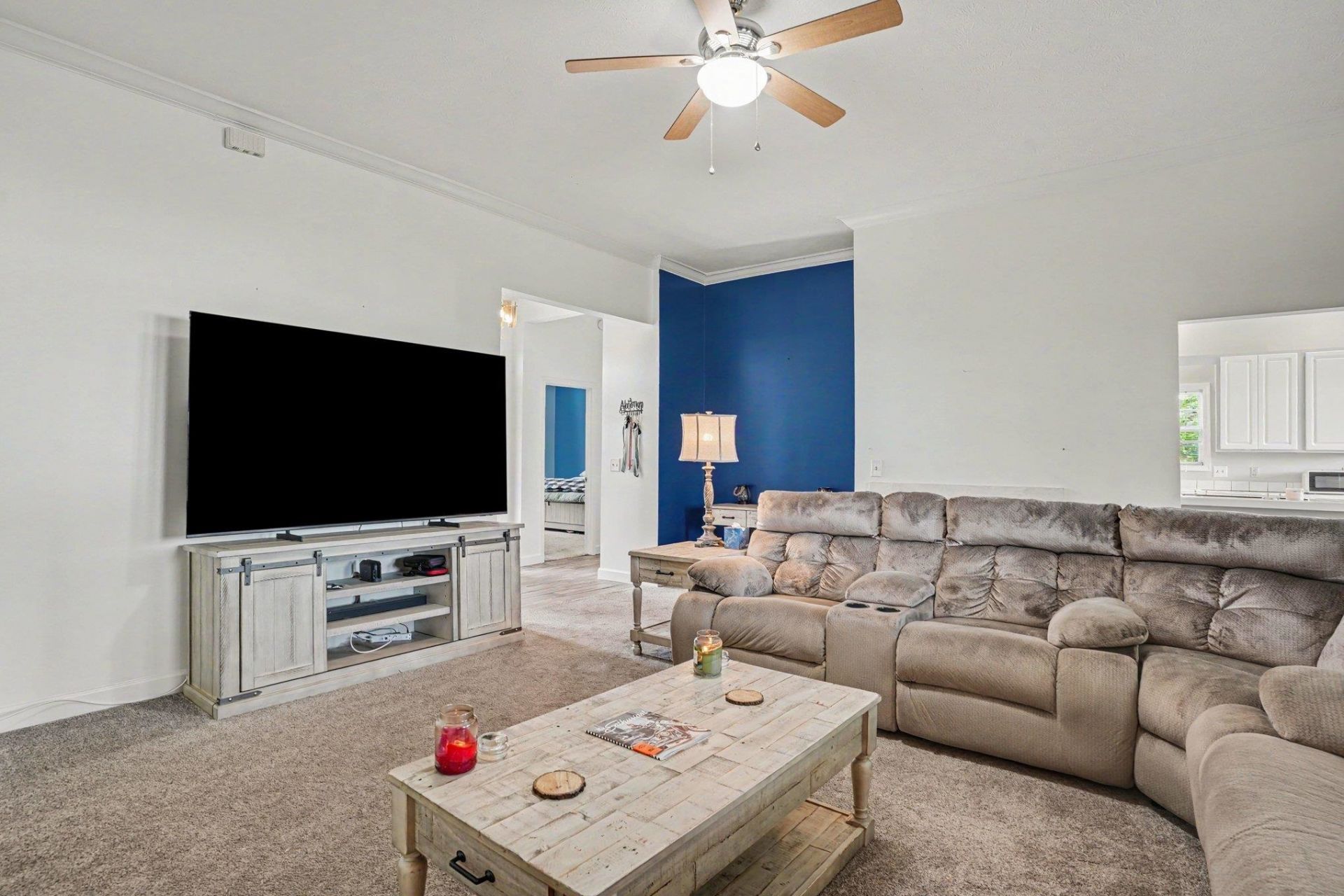 1110 Plantation Dr.  Photo 7