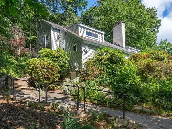 24 Speen St, Unit 24, Natick, MA 01760