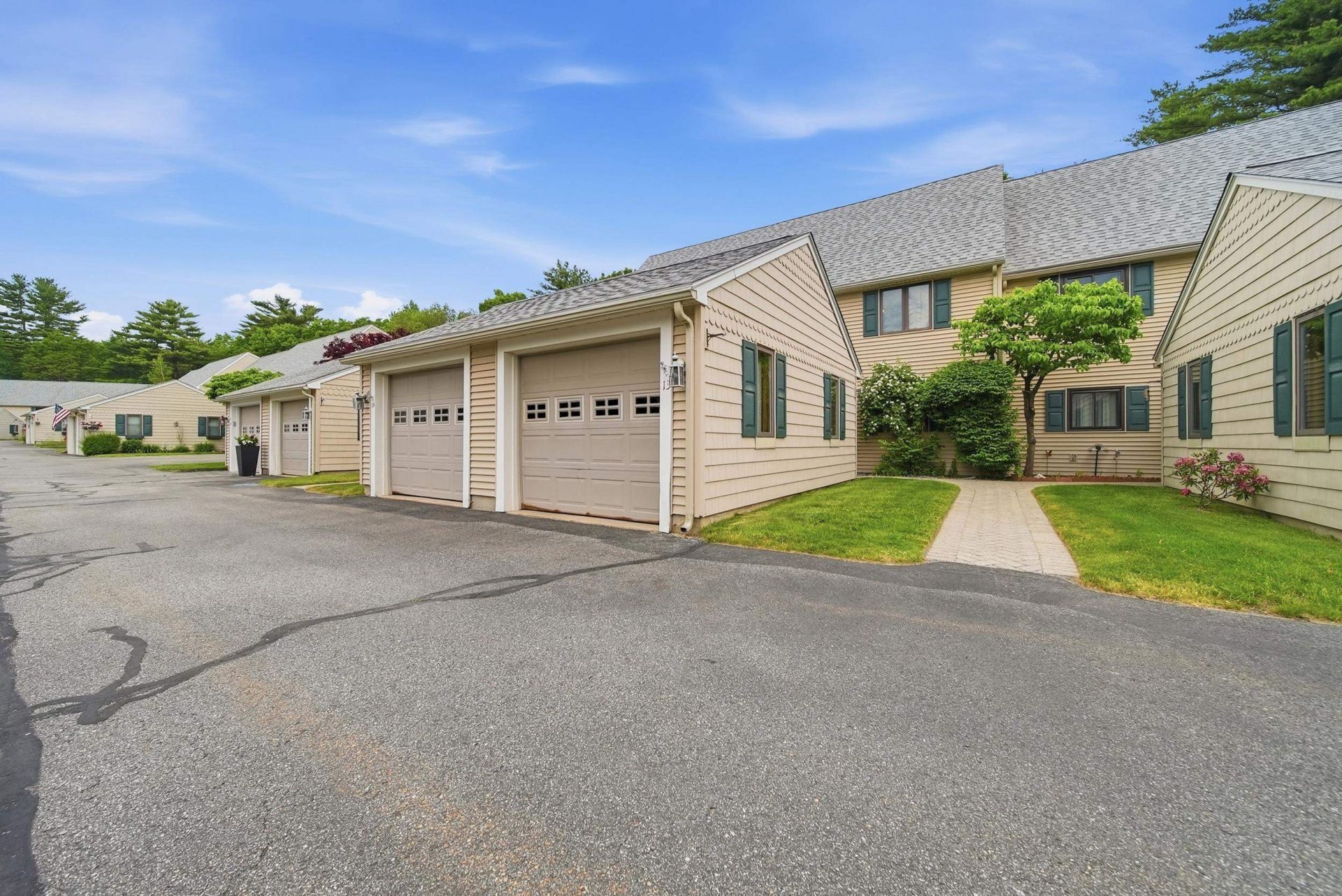 13 Hampton Towne Estates, Hampton, NH 03842 Main Photo