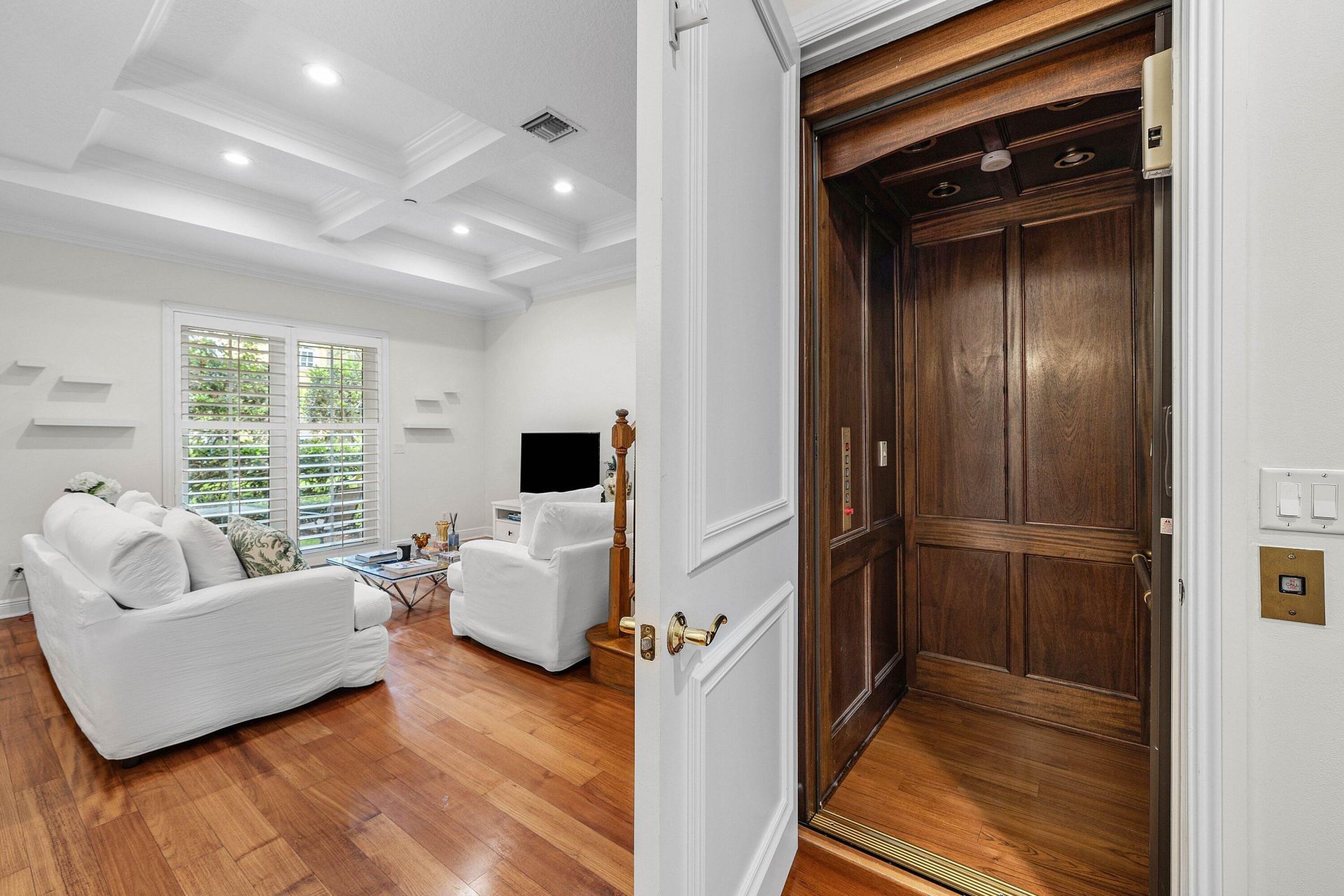 400 NE 69th Circle, Boca Raton, FL 33487 Photo