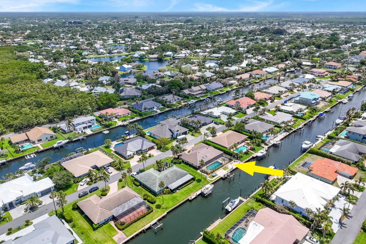 9067 SE Star Island Way, Hobe Sound, FL 33455 Photo