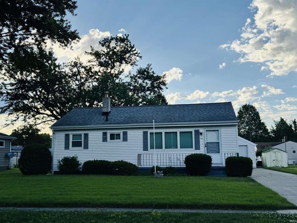 54668 28th Street, South Bend, IN 46635