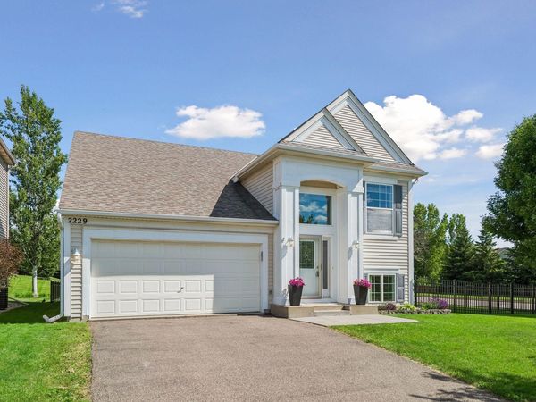2229 Grimm Road, Chaska, MN 55318