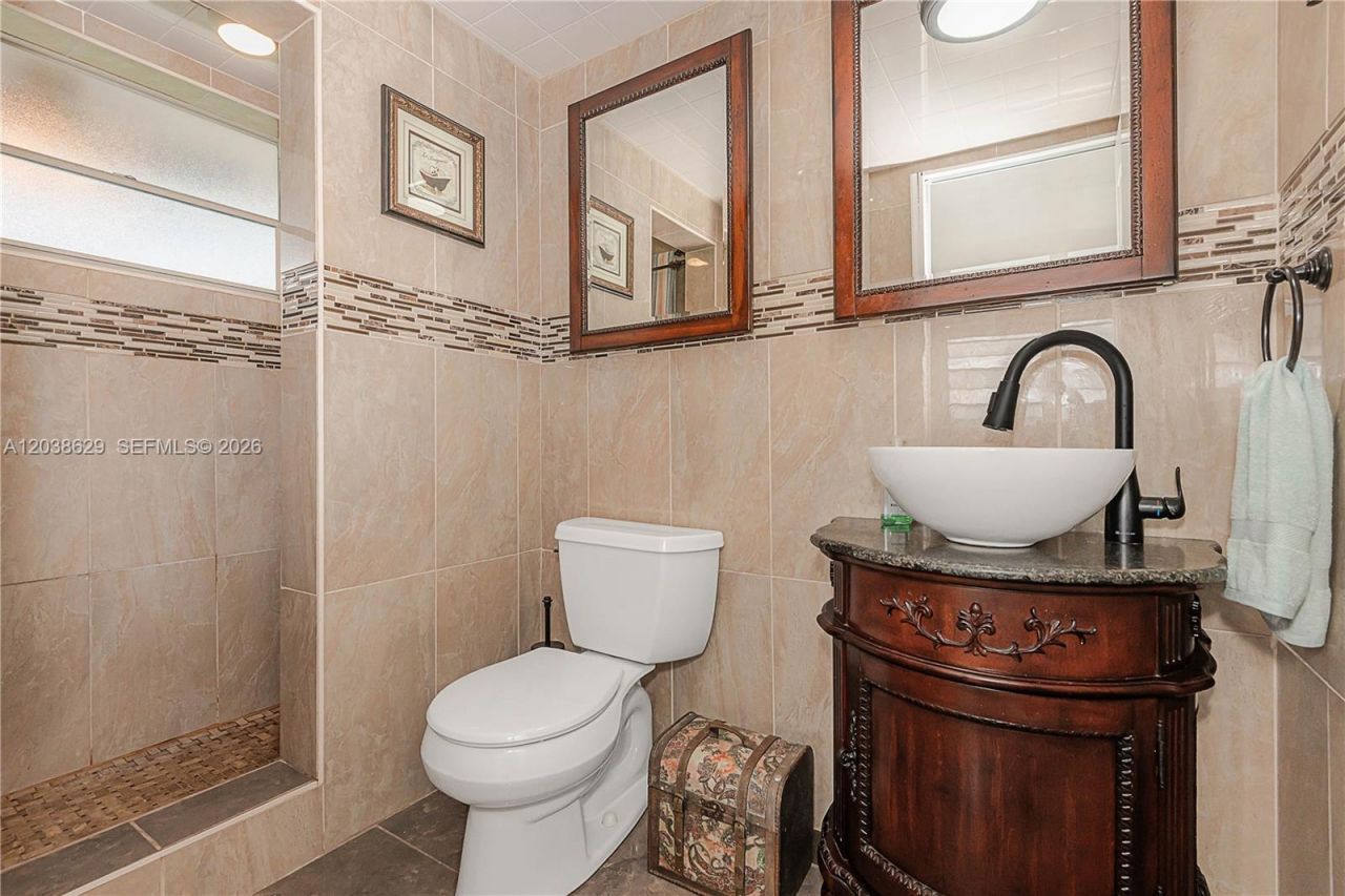 4800 Hillcrest Ln , Unit 501, Hollywood, FL 33021 Photo