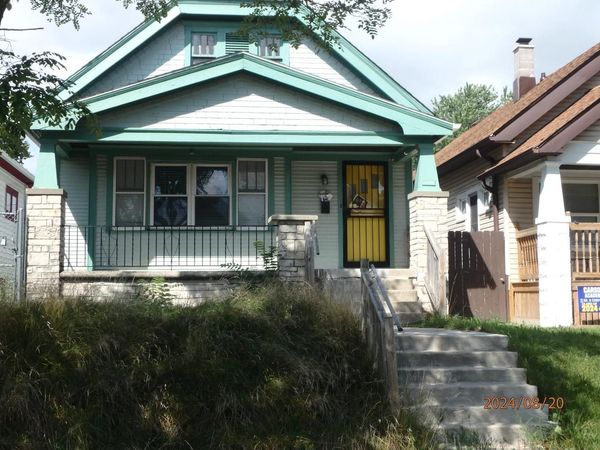 3937 N 22nd STREET, Milwaukee, WI 53206