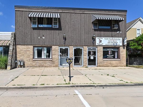 1118 Grove AVENUE, Racine, WI 53405