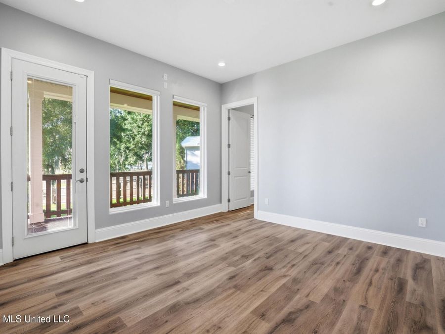 Property Image 48