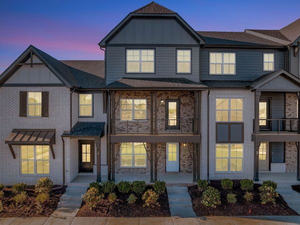 510 Mantes Aly , Hendersonville, TN 37075