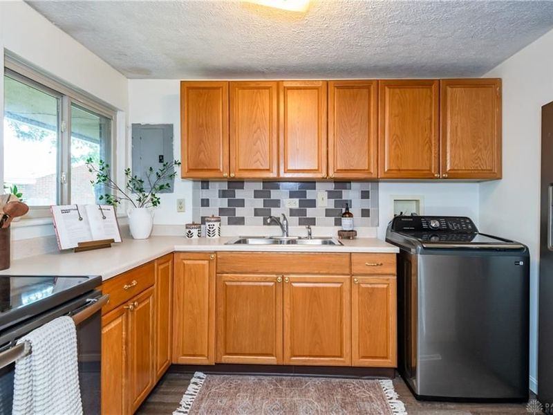 4311 Mahler Drive, Huber Heights, OH 45424 Photo 17
