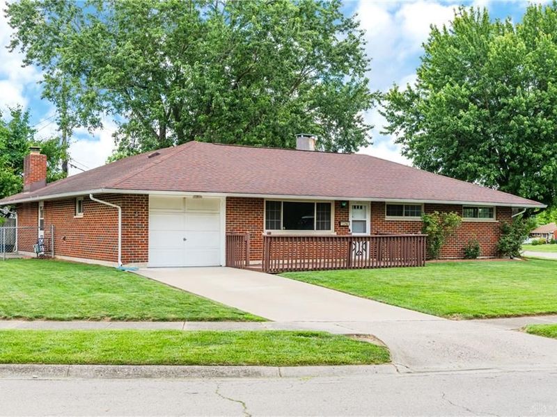 4311 Mahler Drive, Huber Heights, OH 45424 Photo 2