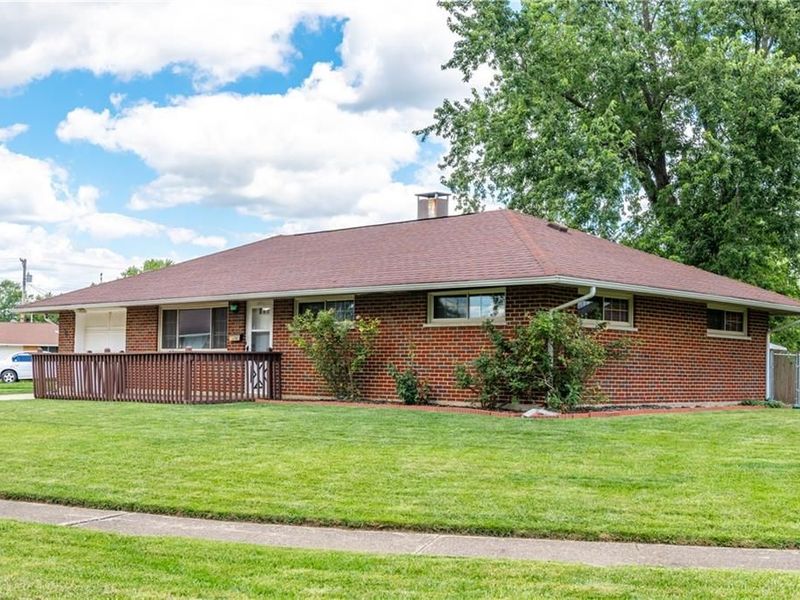 4311 Mahler Drive, Huber Heights, OH 45424 Photo 3