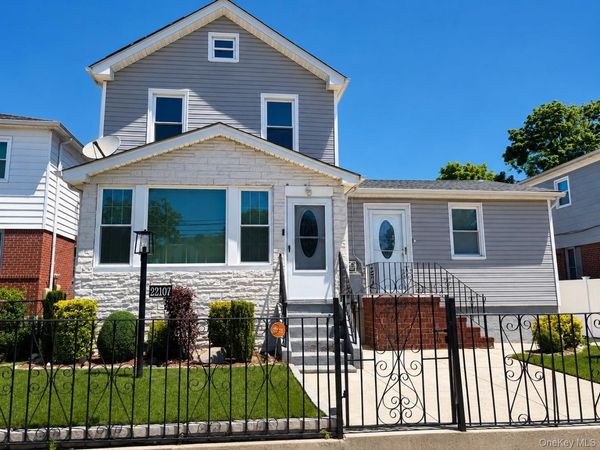 22107 135th Avenue , Springfield Gardens, NY 11413