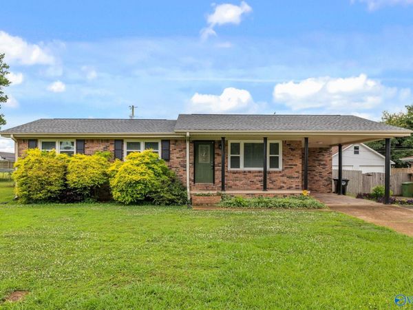 708 Elmhurst Avenue, Muscle Shoals, AL 35661
