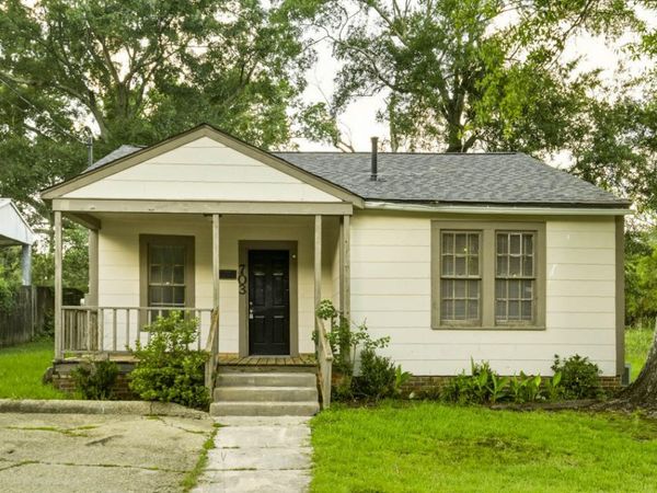 703 W Railroad St., Hattiesburg, MS 39401