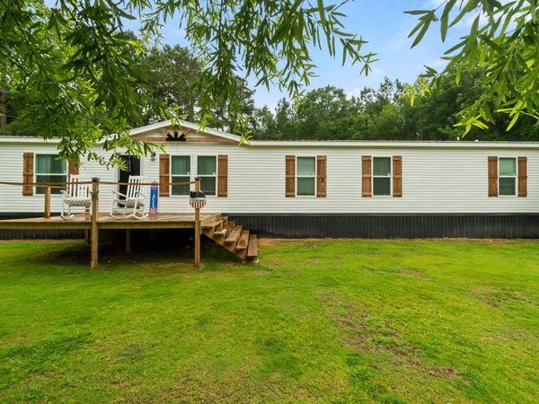 775 Wesley Bass Ln., Sumrall, MS 39482