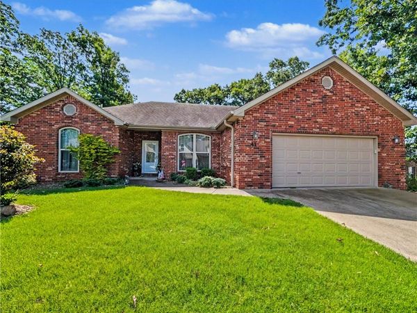 41 Kendal Drive , Bella Vista, AR 72714