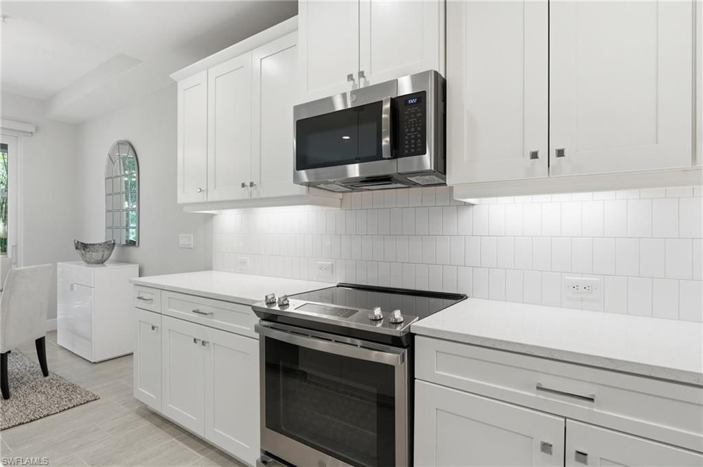 2560 Seychelles Dr, Unit 1003, Naples, FL 34112 Photo