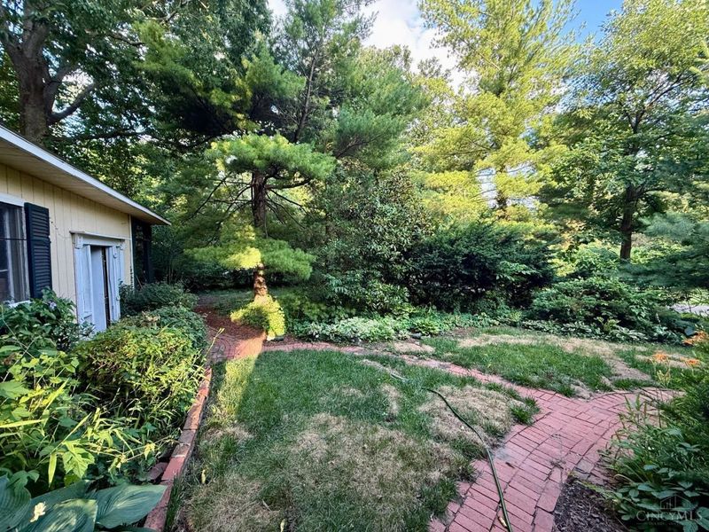 900 S Troy, Glendale, OH 45246 Photo 44