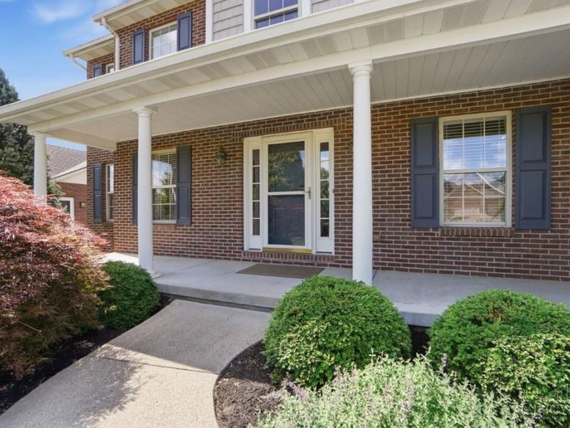 4415 E Arbor Court, West Chester, OH 45069 Photo 2