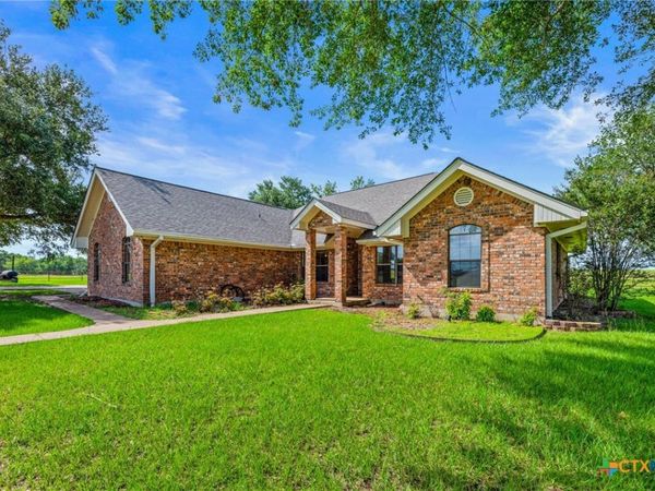 11077 County Road 440, Thorndale, TX 76577