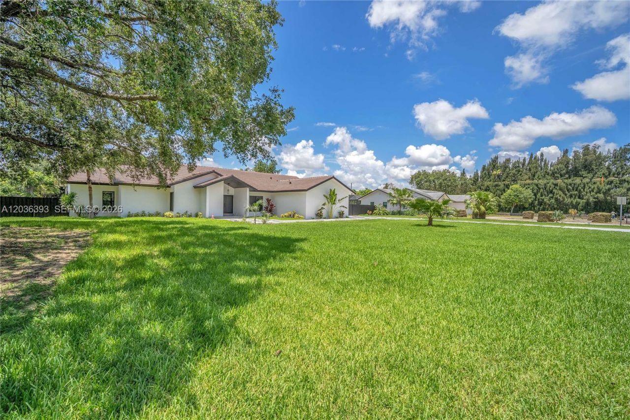 16100 SW 252nd St , Homestead, FL 33031 Photo