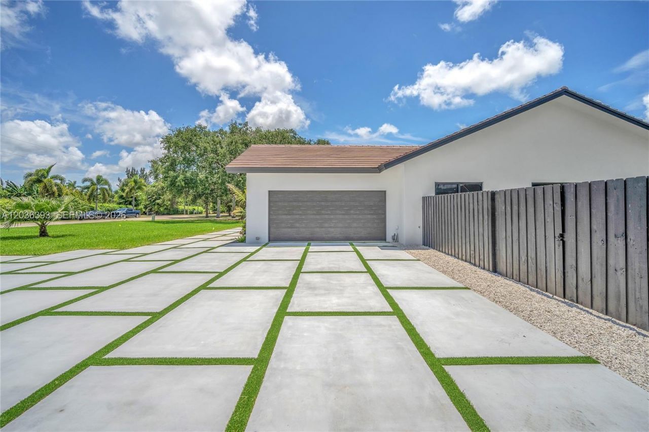 16100 SW 252nd St , Homestead, FL 33031 Photo