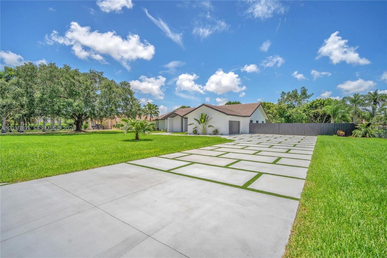 16100 SW 252nd St , Homestead, FL 33031 Photo