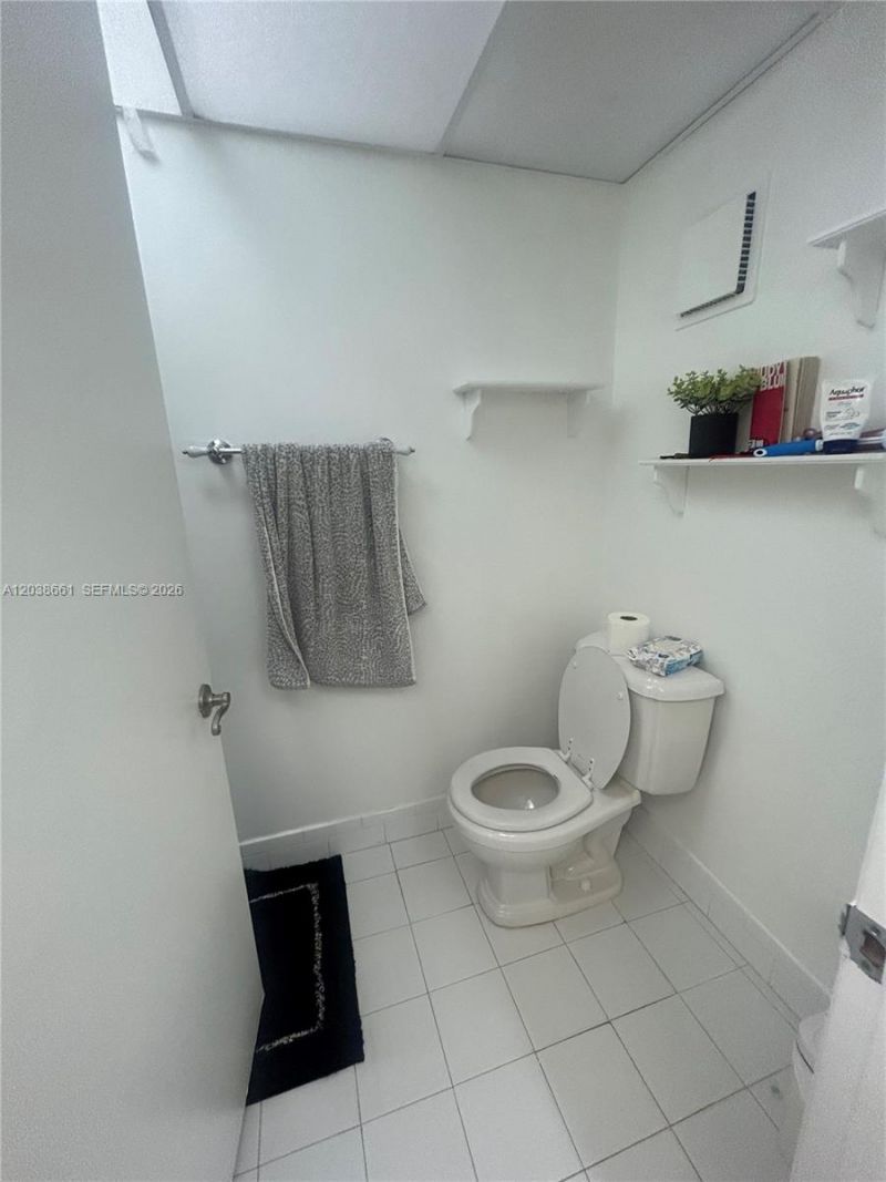 10875 SW 112th Ave , Unit 203, Miami, FL 33176 Photo