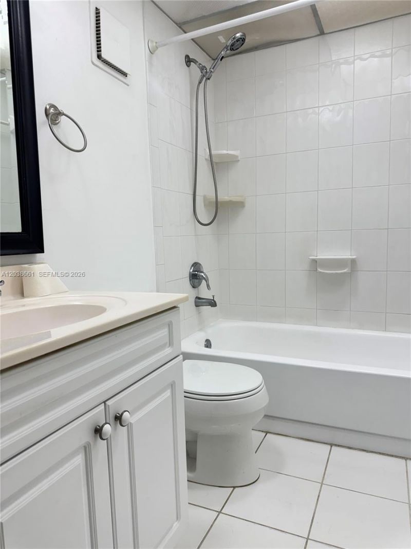 10875 SW 112th Ave, Unit 203, Miami, FL 33176 Photo