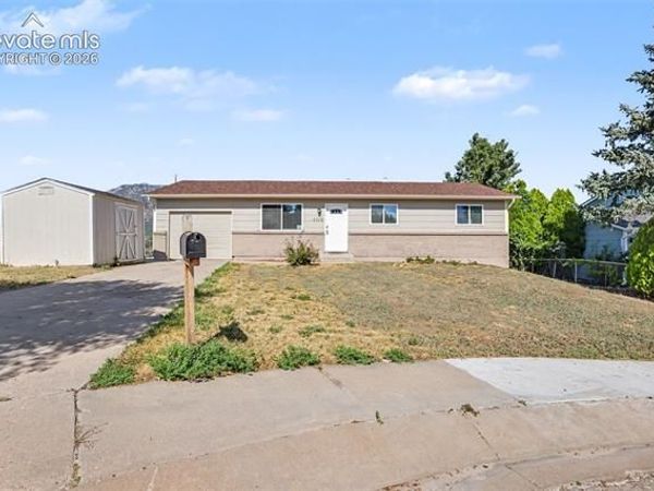 4416 S Chamberlin Drive, Colorado Springs, CO 80906